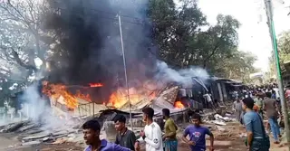 নোয়াখালীতে গ্যাস সিলিন্ডার বিস্ফোরণে আগুন, ফায়ারের ২ ঘণ্টার চেষ্টায় নিয়ন্ত্রণ